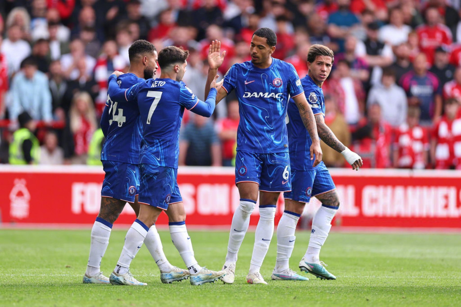 记者：伯恩茅斯已为37岁前热刺门将福斯特完成注册